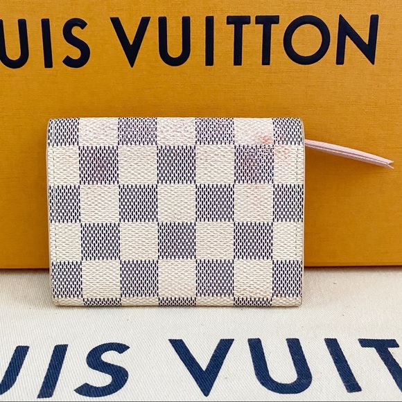 💞✨ROSE BALLERINE✨💞 Louis Vuitton Mini Wallet! - Picture 3 of 7